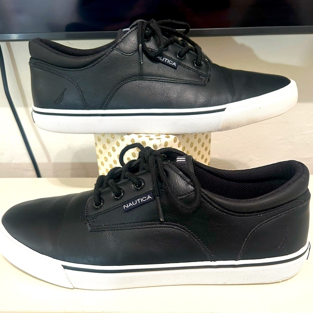 Nautica Men's Black Casual Sneakers
